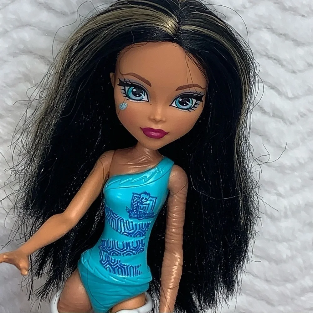 Monster High Cleo de Nile Doll How Do You Boo? Ghoul Spirit 2017 Cheerleader